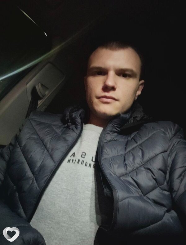 Виталий, 28, Солигорске — анкета №2979449