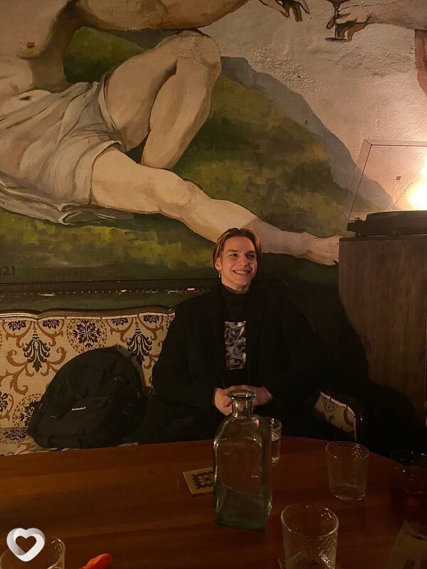 Евгений, 21, Красноярске — анкета №2979542