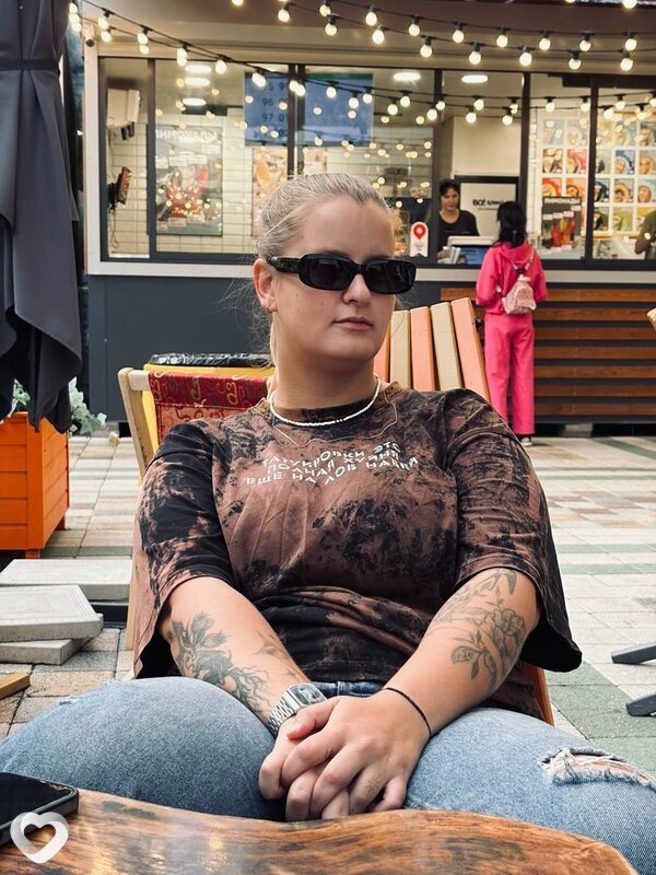 Лариса, 26, Москве — анкета №2979926