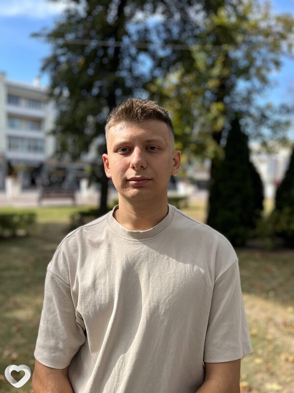 Александр, 20, Гомеле — анкета №2980550
