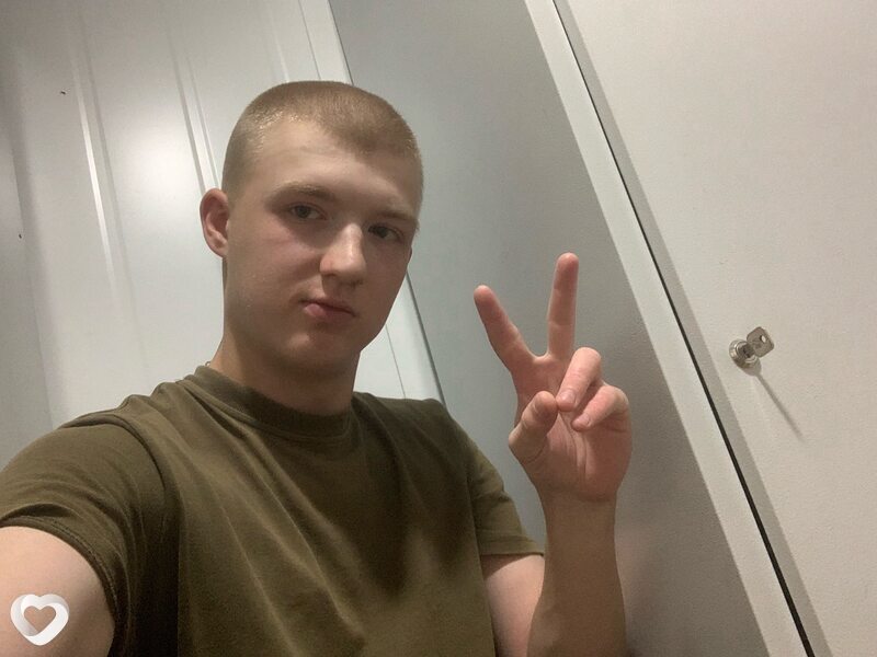 Иван, 22, Санкт-Петербурге — анкета №2981208