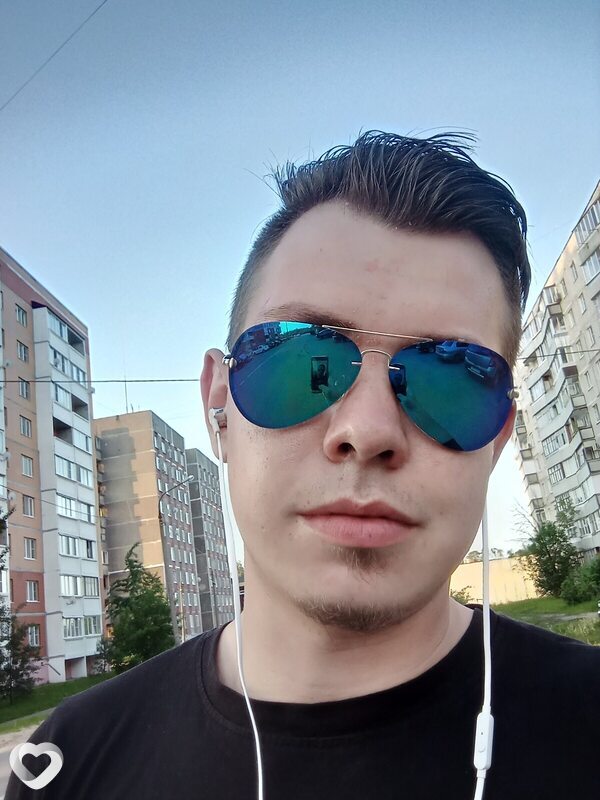 Артем, 25, Старых Дорогах — анкета №2981378