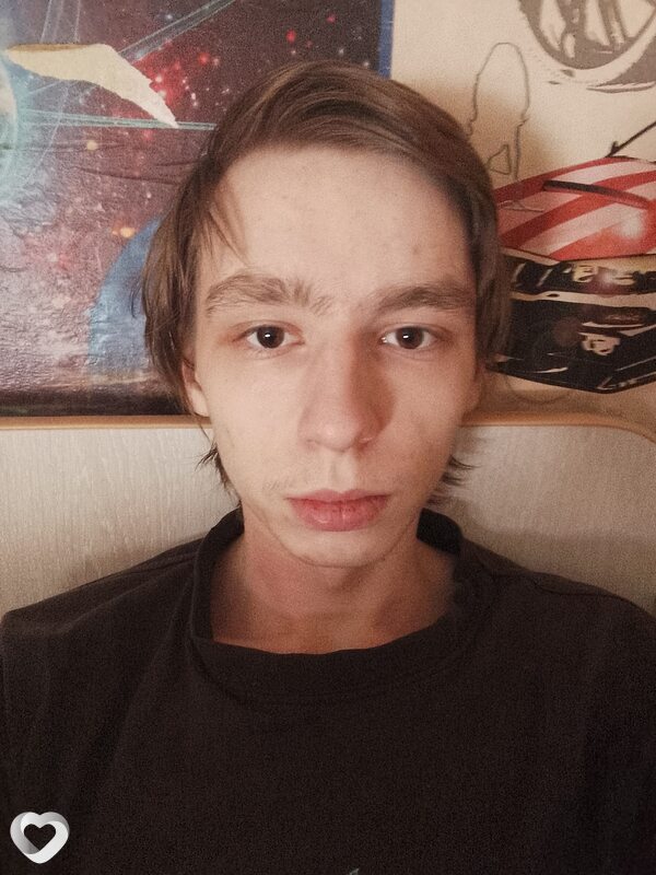 Денис, 18, Саратове — анкета №2981499