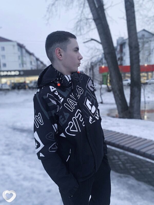 Андрей, 22, Бийске — анкета №2981545