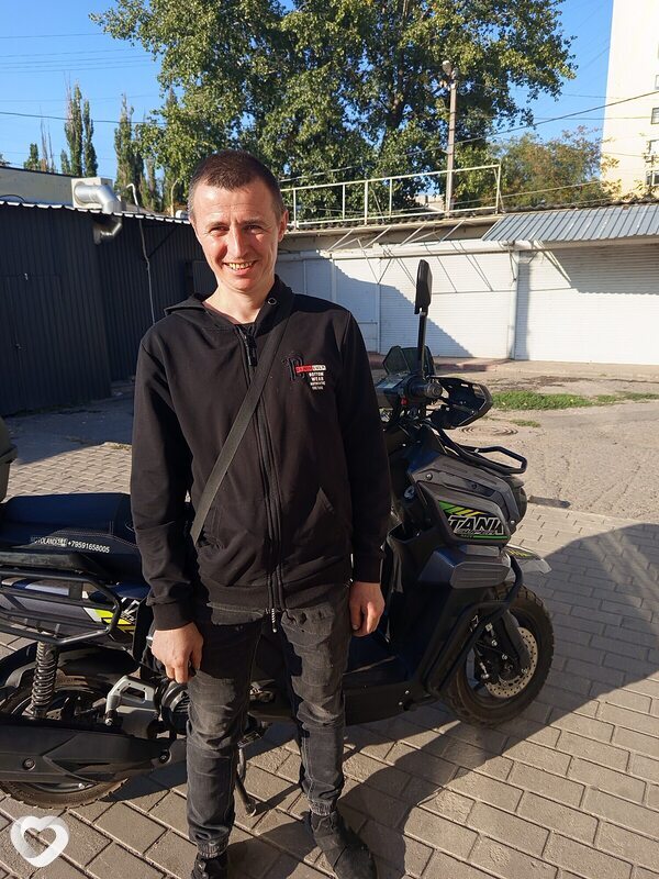 Димасик, 38, Луганске — анкета №2982590