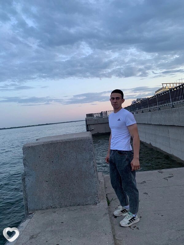 Андрей, 22, Волжском — анкета №2983279
