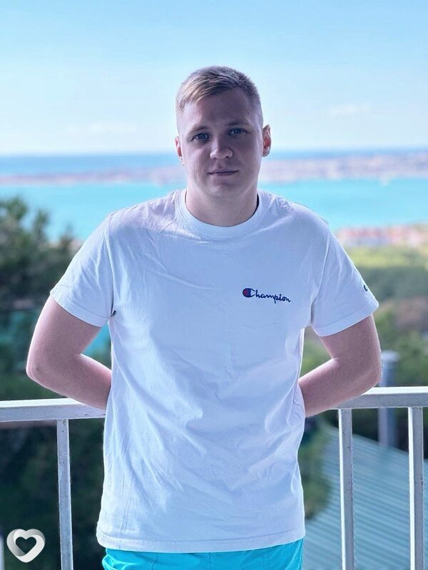 Максим, 29, Саратове — анкета №2983719