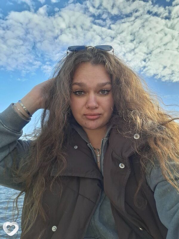 Алиса, 19, Новосибирске — анкета №2984270