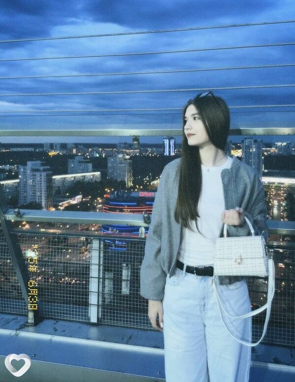 Арина, 21, Минске — анкета №2984621