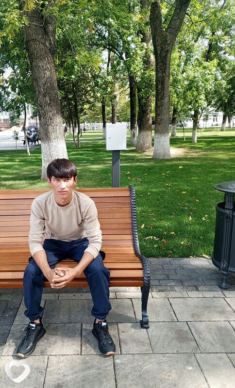 Новруз, 22, Сочи — анкета №2985045