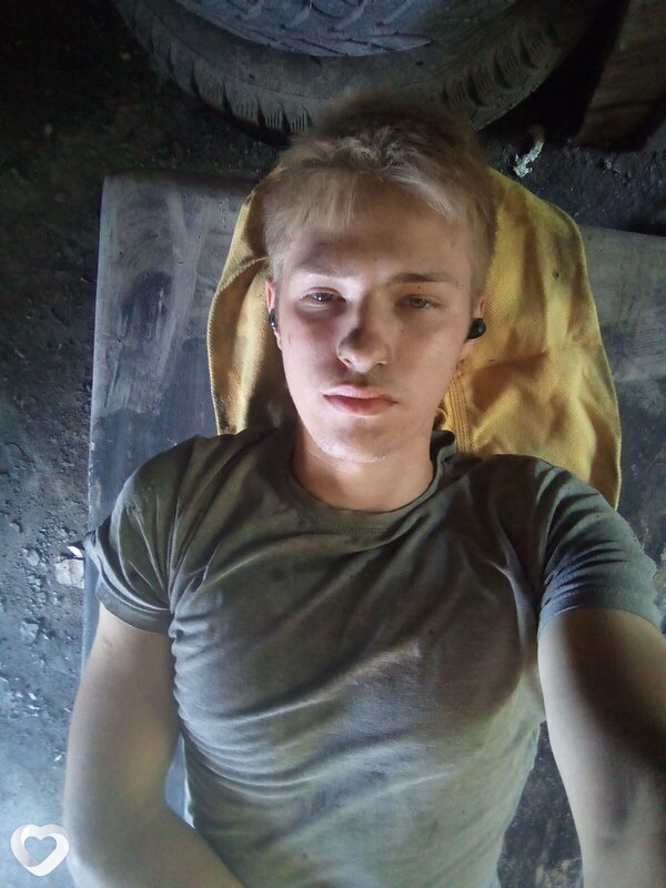 Евгений, 24, Усть-Каменогорск — анкета №2985126