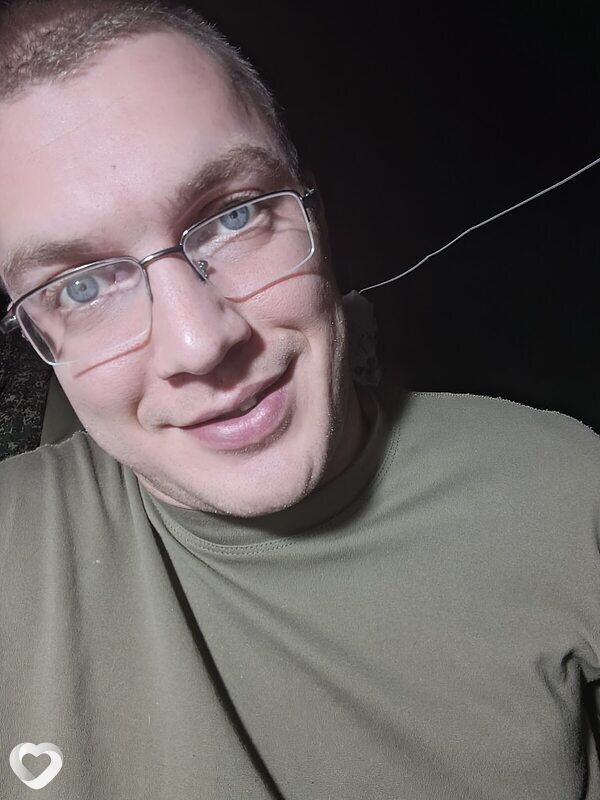 Артём, 28, Костроме — анкета №2985760