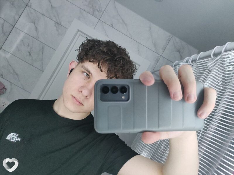 Артём, 21, Санкт-Петербурге — анкета №2985435