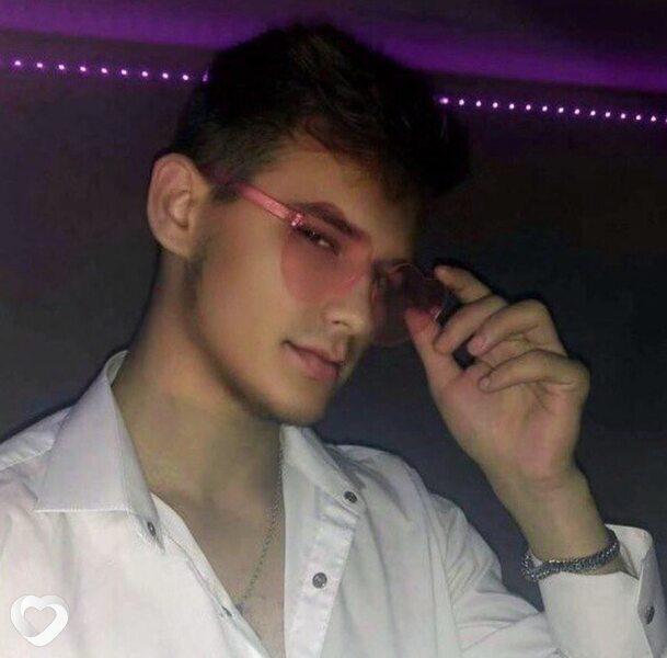 Максим, 20, Воронеже — анкета №2985696