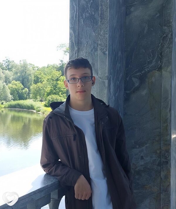 Антон, 21, Усть-Каменогорск — анкета №2986138