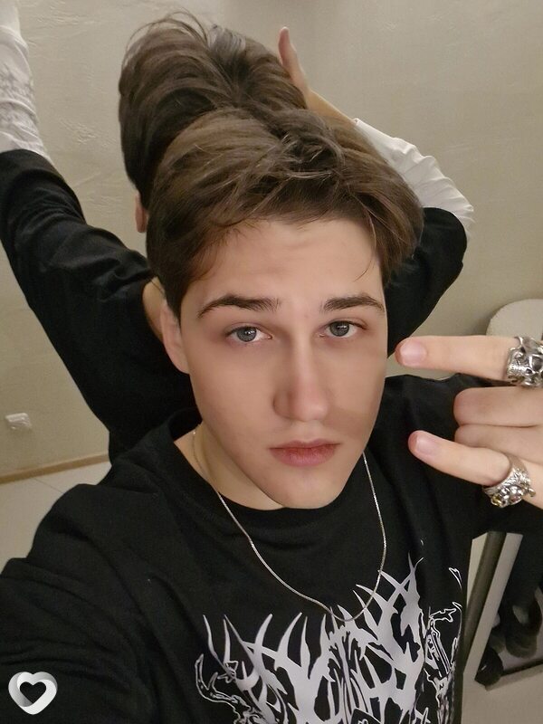 Кирилл, 21, Красноярске — анкета №2986143