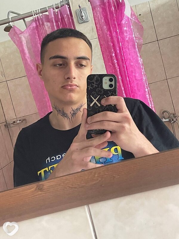 Валерий, 20, Москве — анкета №2986308