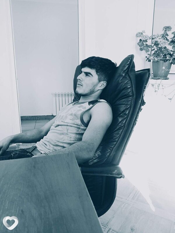 Маруф, 29, Ханты-Мансийске — анкета №2986759