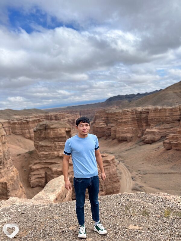 Azamat, 21, Астане — анкета №2987429
