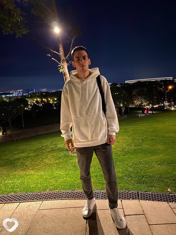Сергей, 19, Москве — анкета №2987770