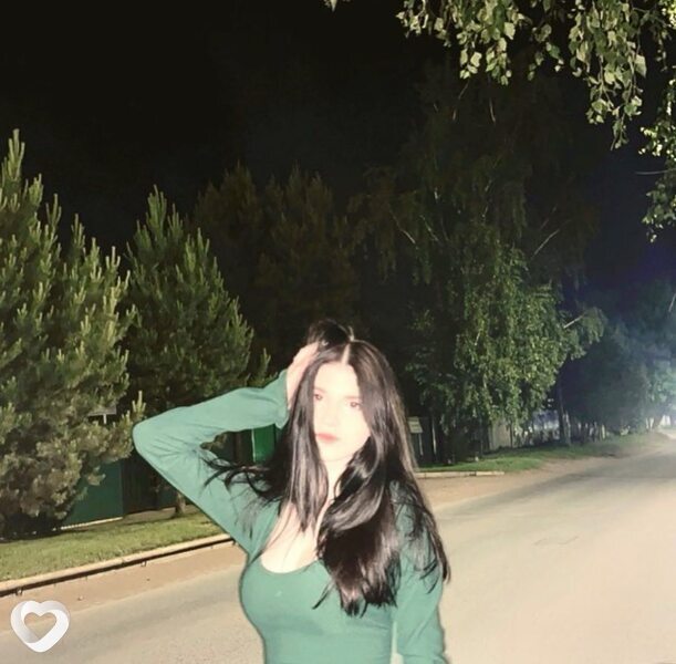 Лена, 20, Ульяновске — анкета №2988317