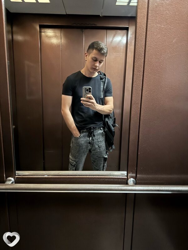 Никита, 24, Саратове — анкета №2988352