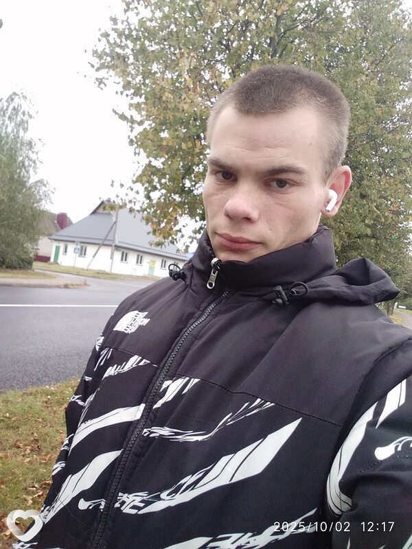 Данила, 22, Слуцке — анкета №2989043