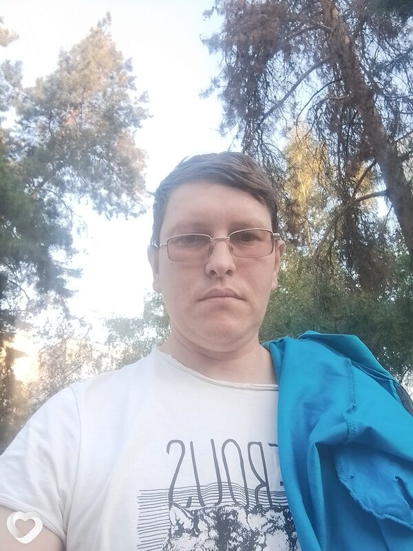 Дмитрий, 41, Чугуеве — анкета №2989419