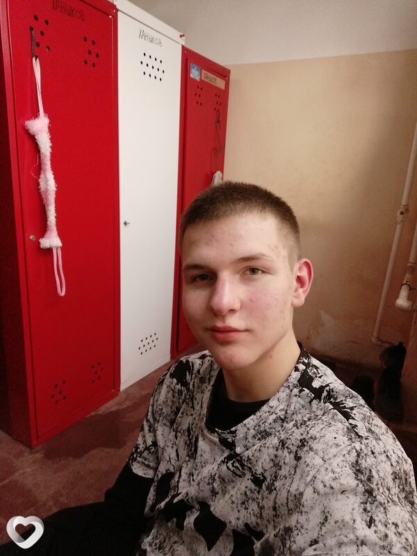 Родион, 18, Ярославле — анкета №2989732