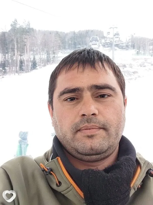 Василий, 37, Горно-Алтайске — анкета №2991123