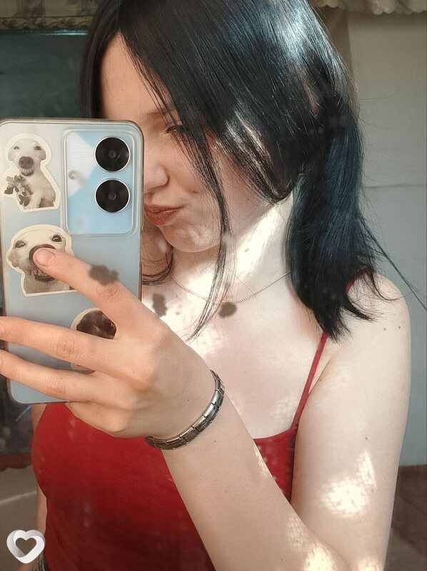 Аня, 19, Барнауле — анкета №2990988