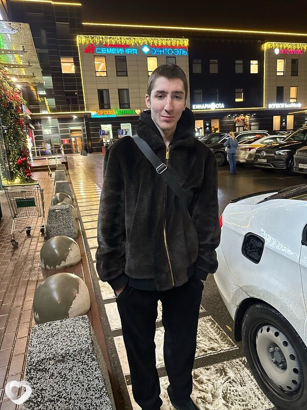 Эдуард, 24, Москве — анкета №2991856