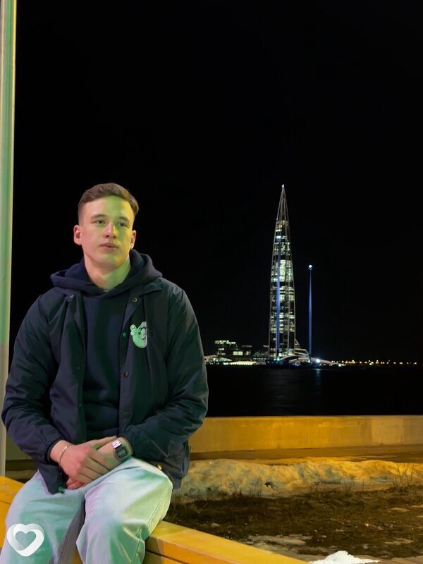 Артем, 22, Санкт-Петербурге — анкета №2992710