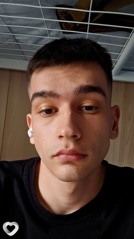 Артур, 21, Бронницах — анкета №2992764