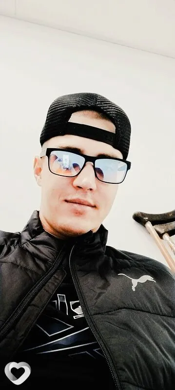 Максим, 29, Барнауле — анкета №2993745
