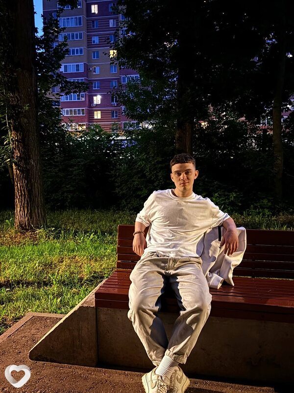 Максим, 21, Нижнем Новгороде — анкета №2994400