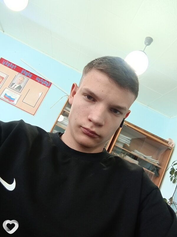 Кирилл, 18, Жирновске — анкета №2994220