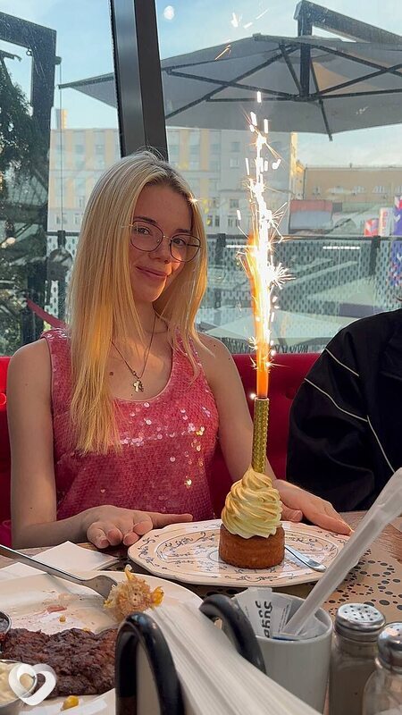 Моника, 19, Москве — анкета №2994174