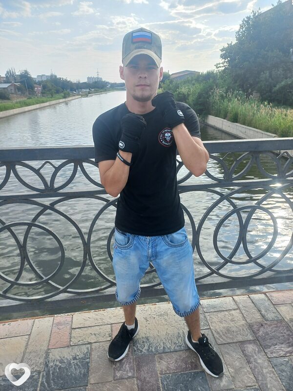 Николай, 25, Астрахани — анкета №2994683