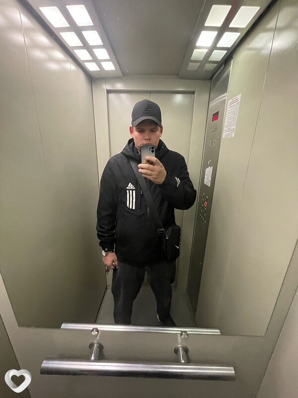 Олежка, 25, Волжском — анкета №2995032