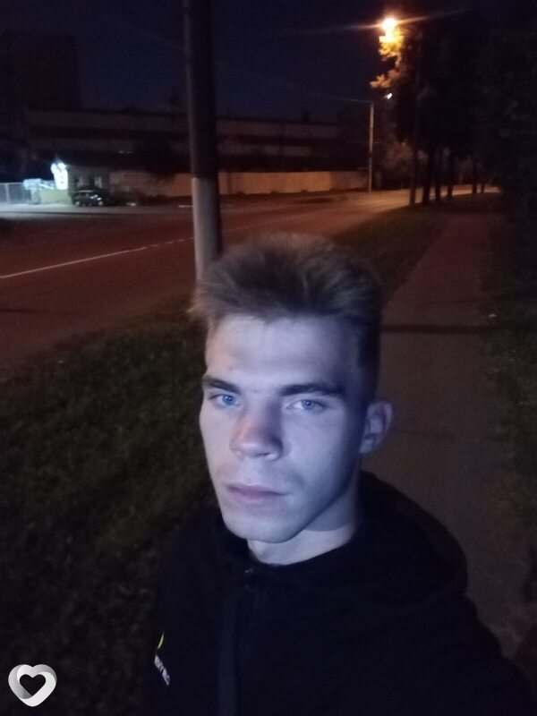 Никита, 19, Минске — анкета №2995175