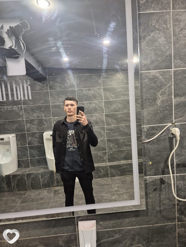 Адил, 27, Кара-Балта — анкета №2995771