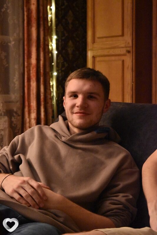 Артём, 22, Бресте — анкета №2996011