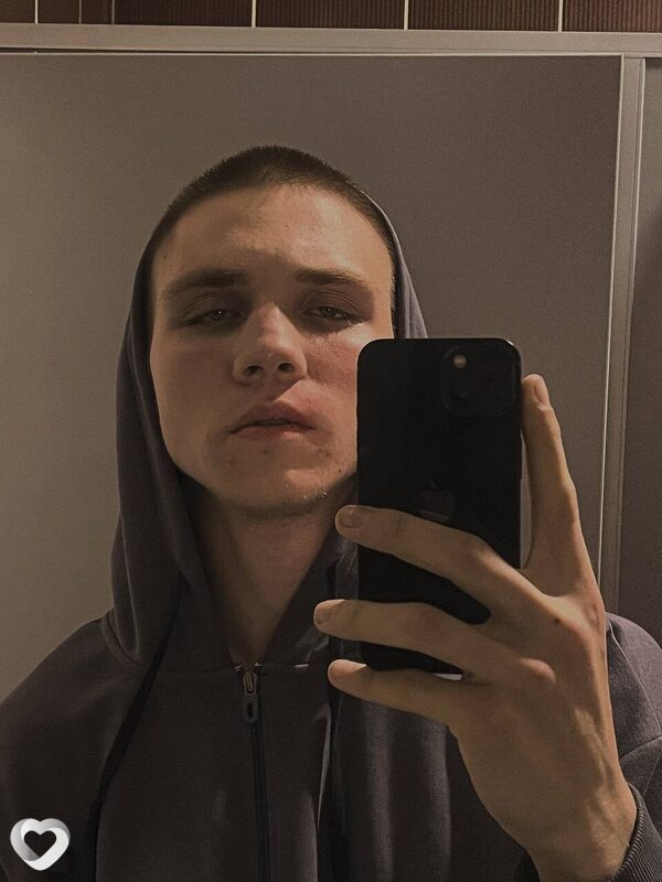 Роман, 23, Гулькевичах — анкета №2995786