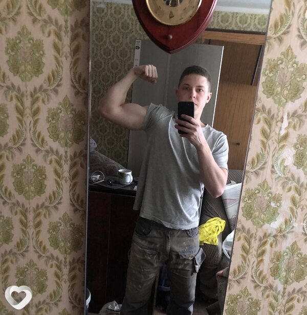 Роман, 22, Новосибирске — анкета №2996403
