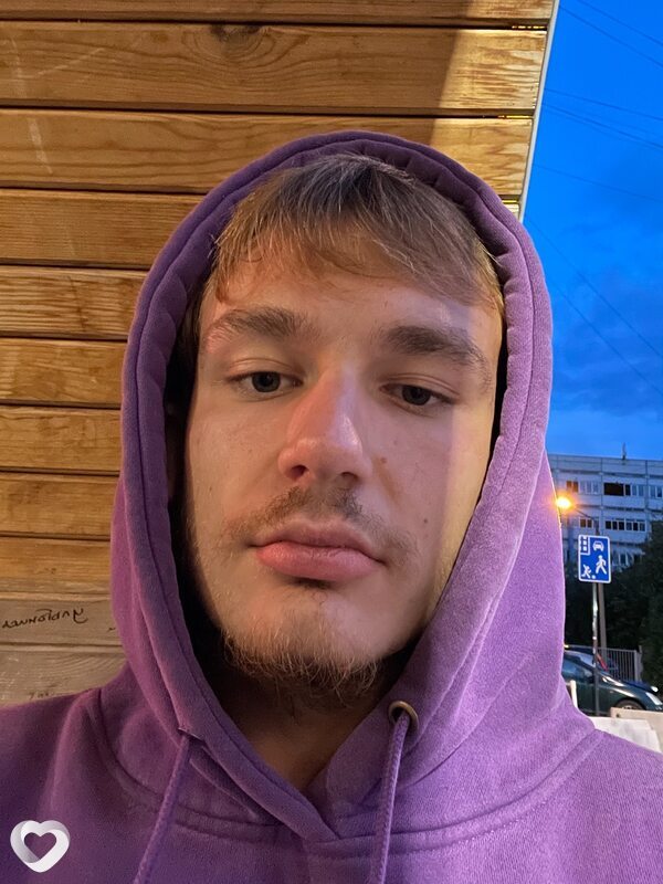 Александр, 19, Красноярске — анкета №2996663