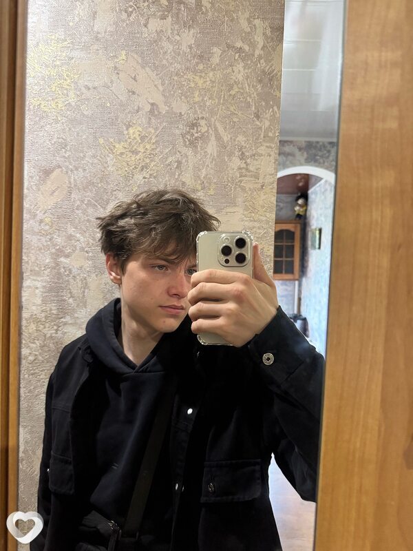 Артем, 20, Новокузнецке — анкета №2996749