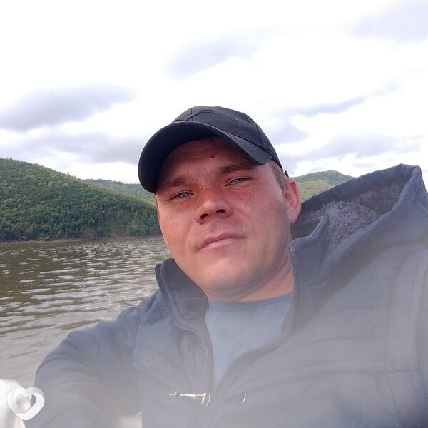 Олег, 33, Комсомольске-на-Амуре — анкета №2996854
