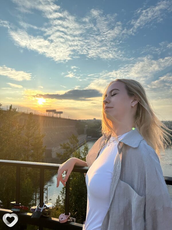 Алиса, 19, Братске — анкета №2996914