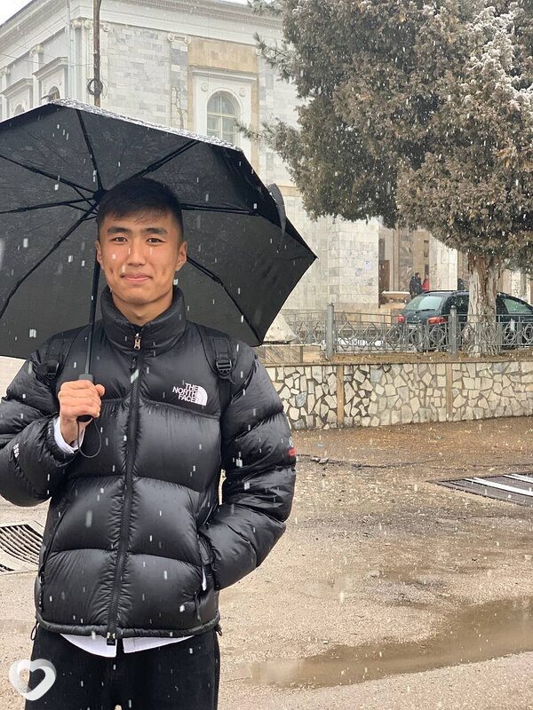 Азим, 23, Артеме — анкета №2996936